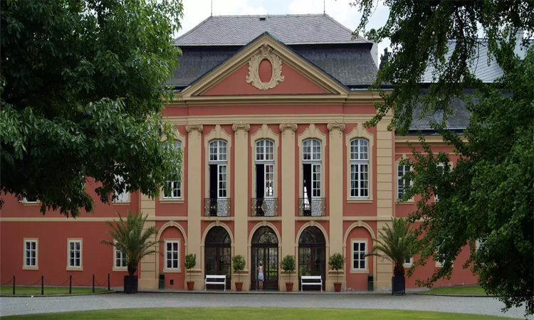 Dobříš Chateau
